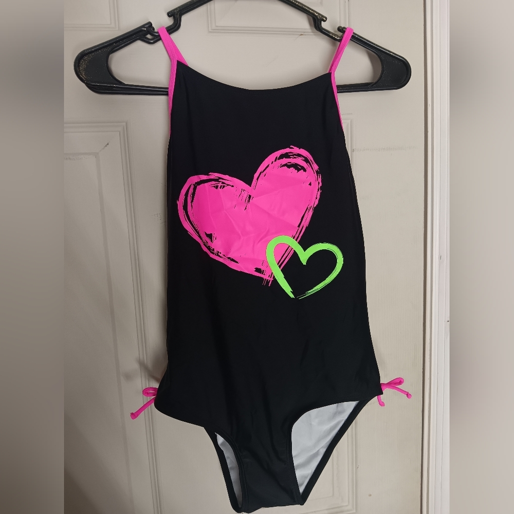 One piece bathing suite